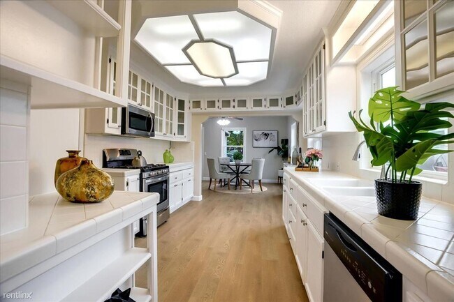 Foto del edificio - 2 br, 1 bath House - 1122 Sherwood Ave