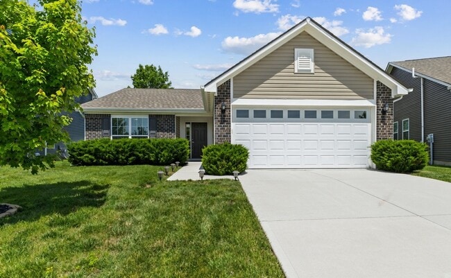 Building Photo - 992 Cass Dr