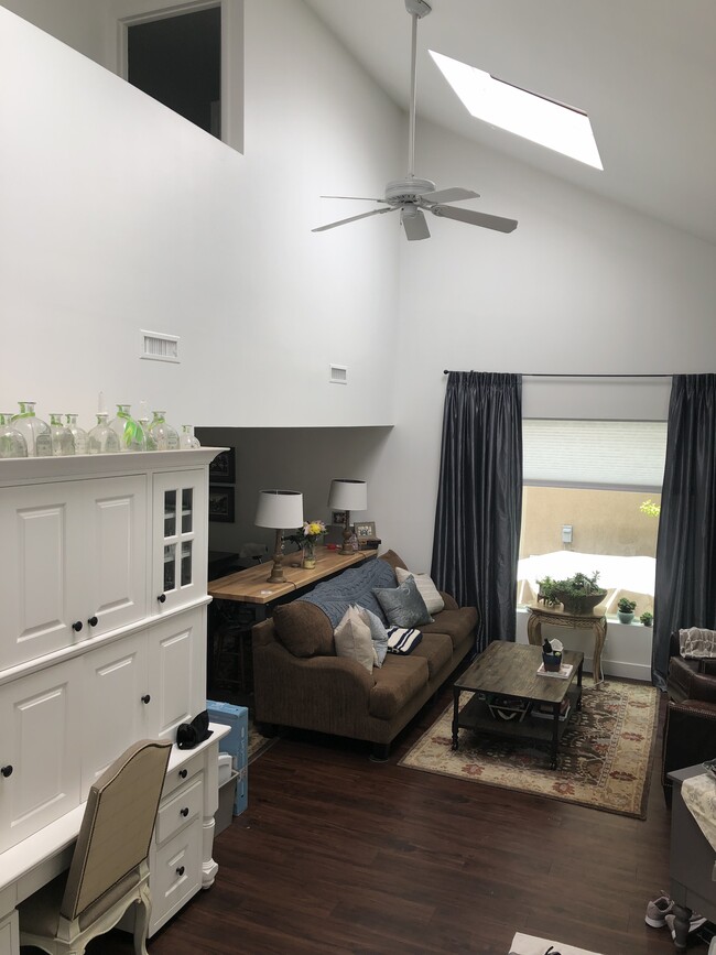 Living Room - 3838 E Sunnydale Ln