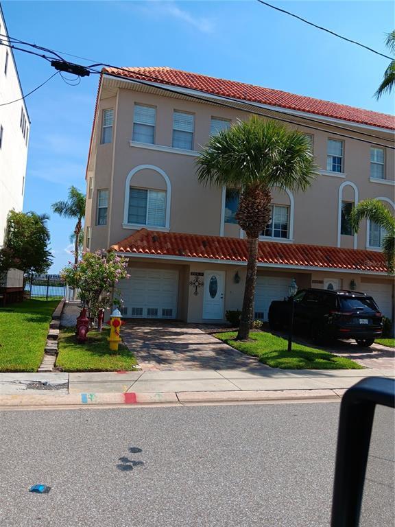 Primary Photo - 200 Brightwater Dr