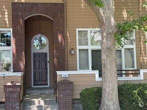 Building Photo - 538 Mill River Ln