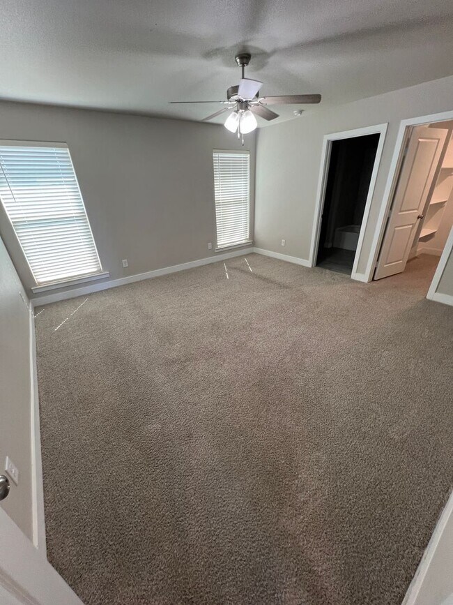 Foto del edificio - Lubbock Cooper ISD 3 Bedroom/2 Bathroom AVAILABLE NOW!
