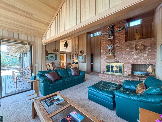 Foto del edificio - 951-953 3 Crabs Rd