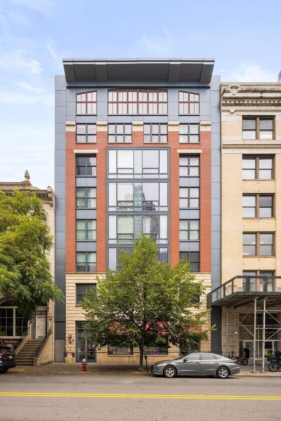 Foto principal - 253 Washington St