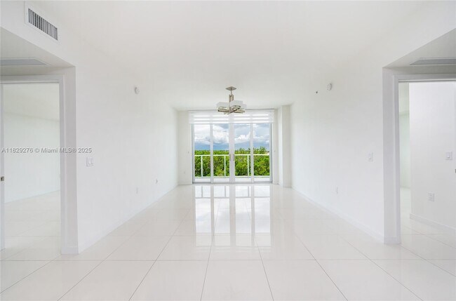 Building Photo - 7825 NW 107th Ave