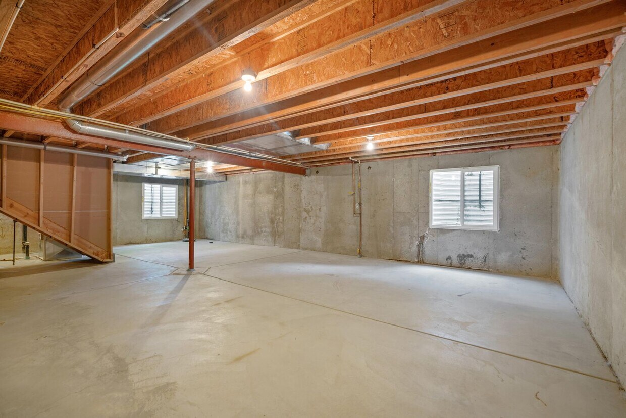 Like-New Townhome in Desirable West Loveland - Like-New Townhome in Desirable West Loveland
