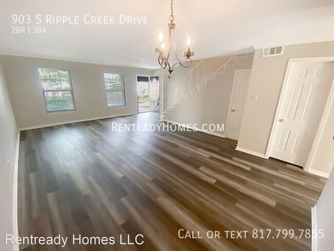 Foto del edificio - 2 br, 2.5 bath House - 903 S Ripple Creek Dr