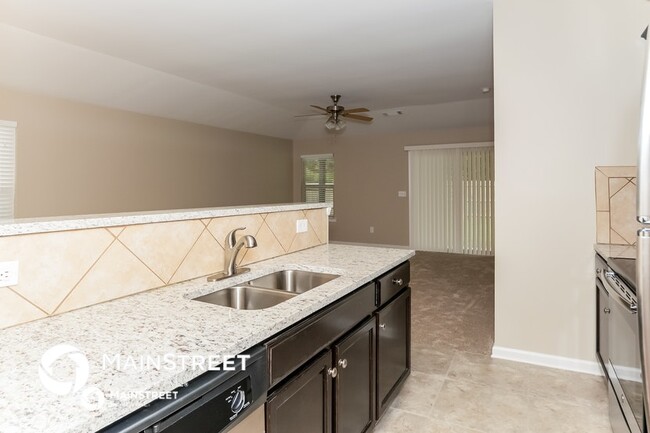 Foto del edificio - 596 Kincaid Cove Ln