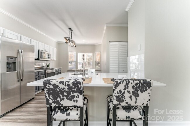 Building Photo - 10974 Heritage Green Dr