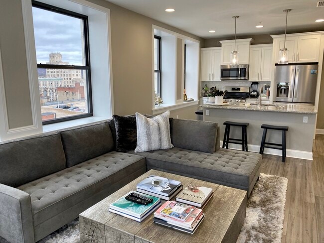 Foto del edificio - 108 Washington N Ave