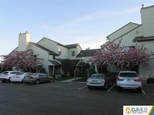 Building Photo - 1712 Woodbridge Commons Way