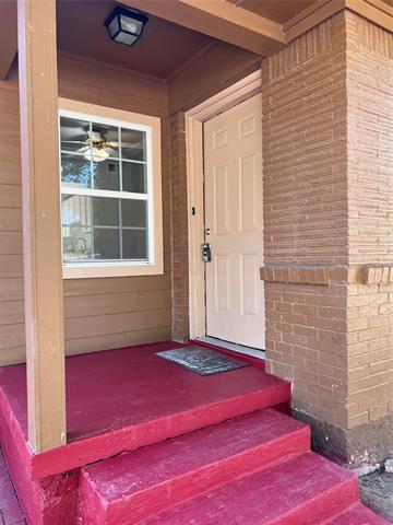 Foto del edificio - 413 Meadowbrook Dr