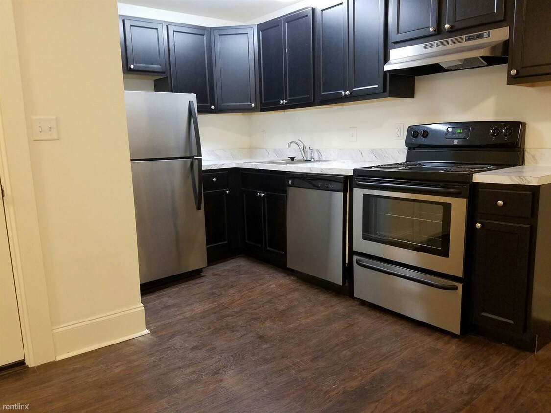 Primary Photo - 1020 N Calvert St