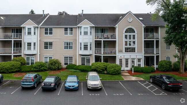 Building Photo - 5 Bernards Rd