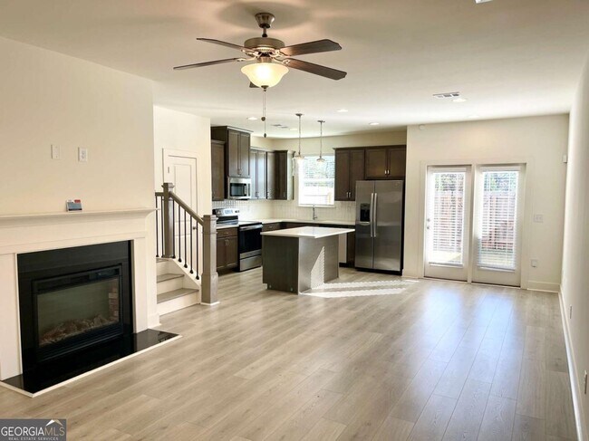 Foto del edificio - 5859 Greystone Dr