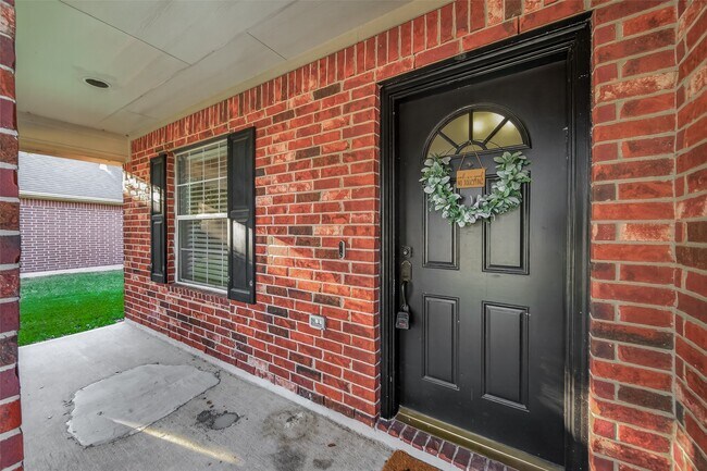 Foto del edificio - 205 Colony Lake Ln