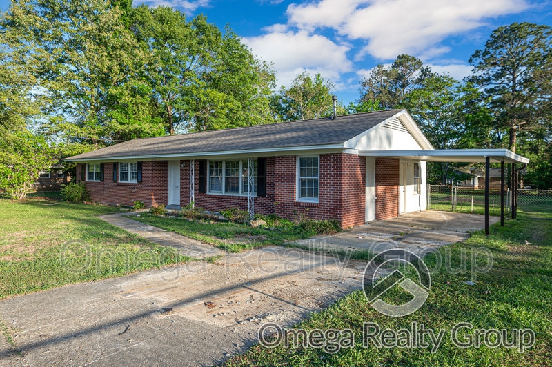 5120 Sycamore Dr, Millbrook, AL 36054 House Rental in Millbrook, AL