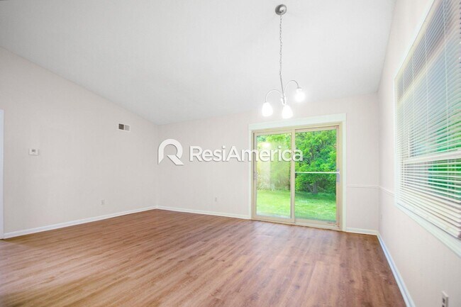Foto del edificio - Fully renovated home