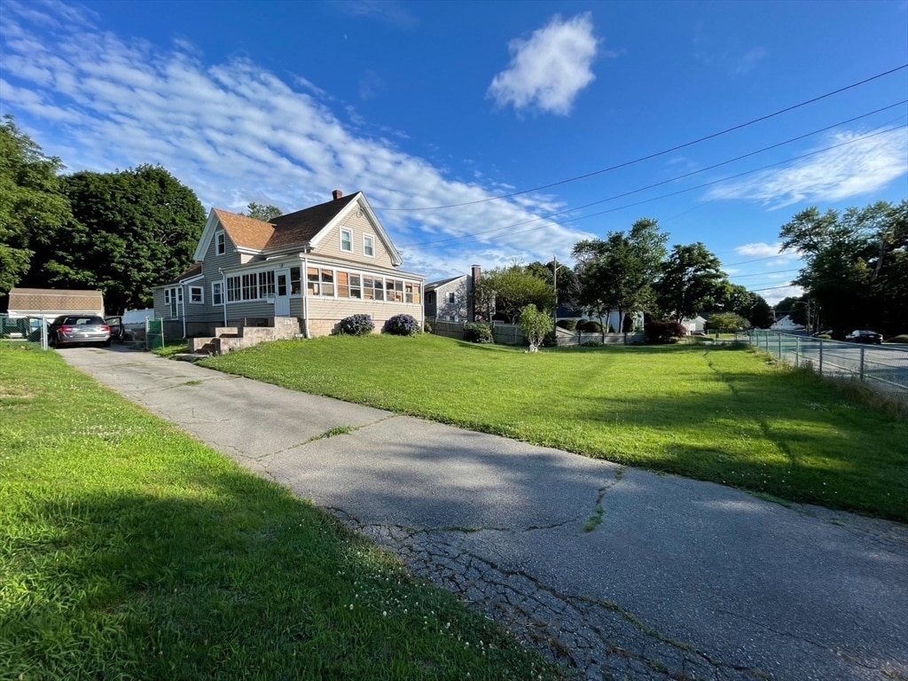 Primary Photo - 294 Middle St