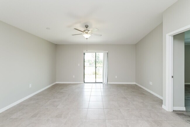 Foto del edificio - 6582 Wagon Trail St