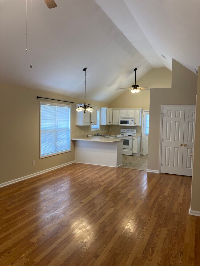 Foto del edificio - 3440 Southbrook Cir