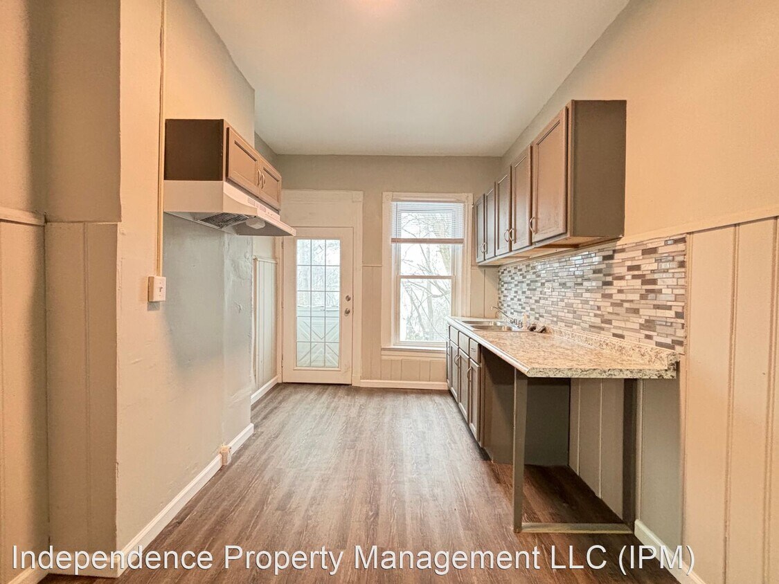 Primary Photo - 3 br, 1.5 bath House - 3131 Harvard Ave