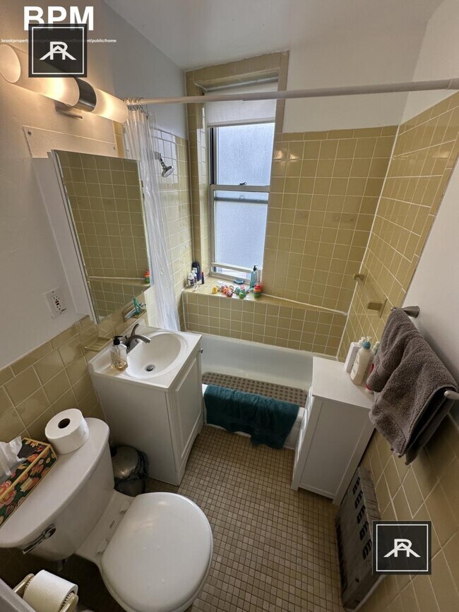 Building Photo - 2 bedroom in Brighton MA 02135