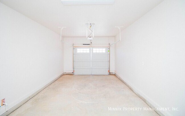 Building Photo - 1609 102nd St