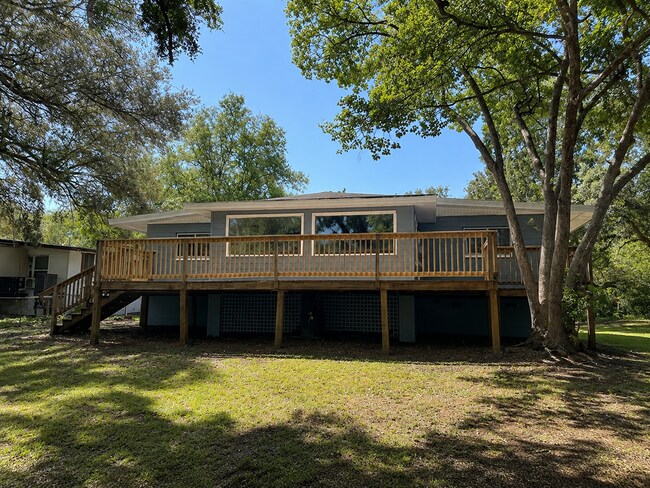 Foto del edificio - Stunning Riverfront 3BR/2BA Home on the Scenic Withlacoochee River!