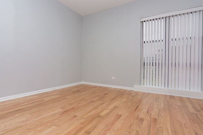 Foto del edificio - 71 E 56th St