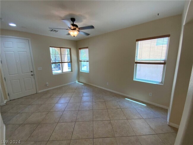 Building Photo - 8411 Sequoia Grove Ave