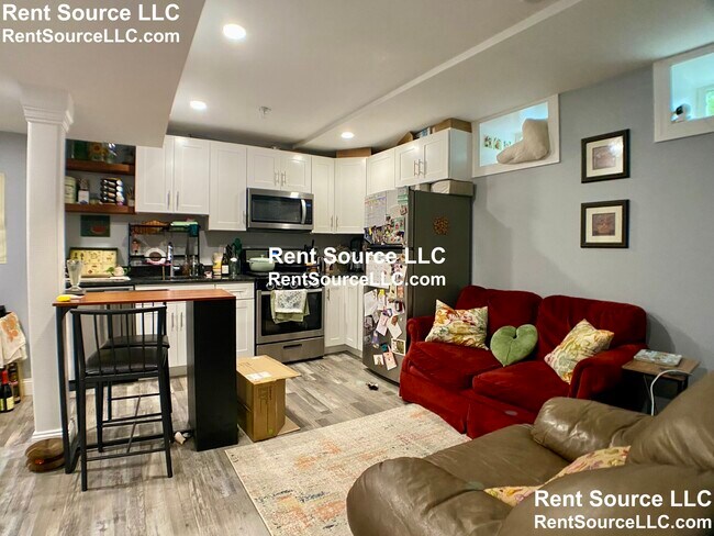 Foto del edificio - 303 Beacon St