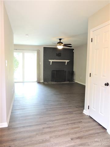 Building Photo - 9252 Kings Canyon Dr