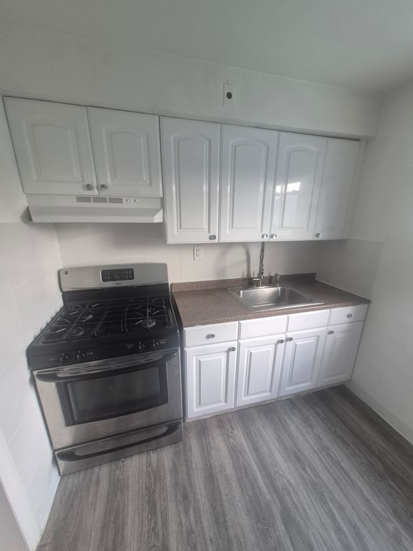 Foto del edificio - 137-36 242nd St
