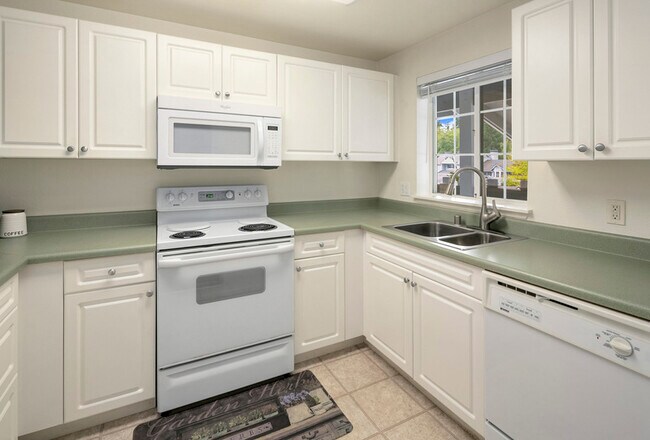 Foto del edificio - 23321 Cedar Way