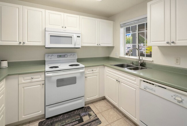 Photo - 23321 Cedar Way Apartment