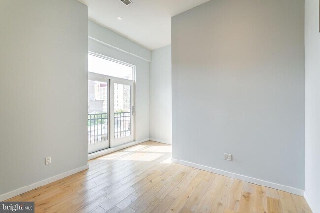 Foto del edificio - 412 S 13th St