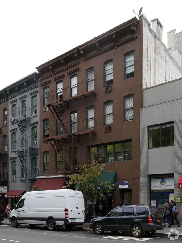 Primary Photo - 880-882 Lexington Ave
