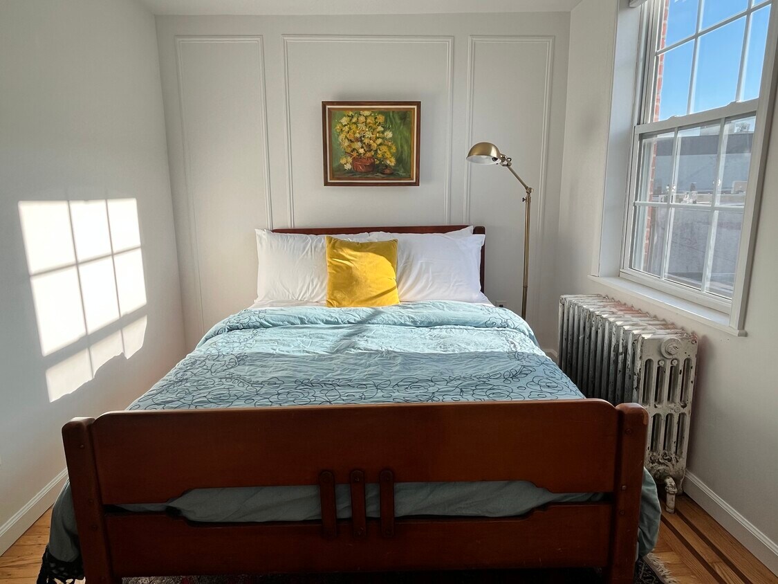 Foto principal - 1214 Moore St