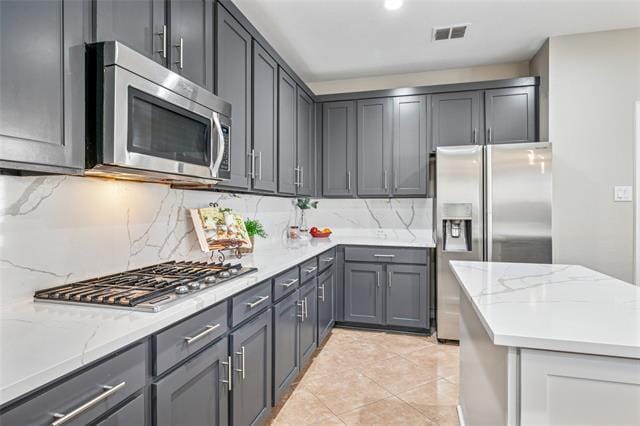 Foto del edificio - 8812 Bluffcreek Ln