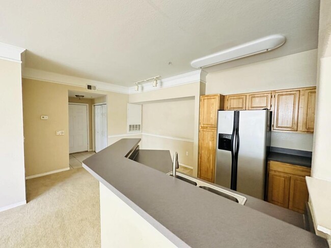 Building Photo - 3406 Sohot Street # 206