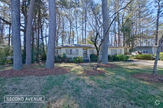 Building Photo - 817 Martinwood Ln