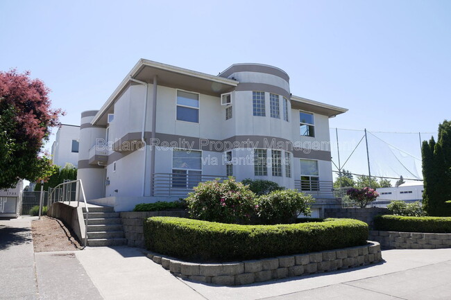 Photo - 1737 Northwest 64th Street Townhome
