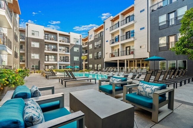 Poolside lounge seating - Larq Henderson