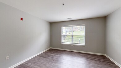 Interior Photo - Inwood West