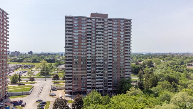 Photo du bâtiment - Humber Property Management (2667 & 2677)