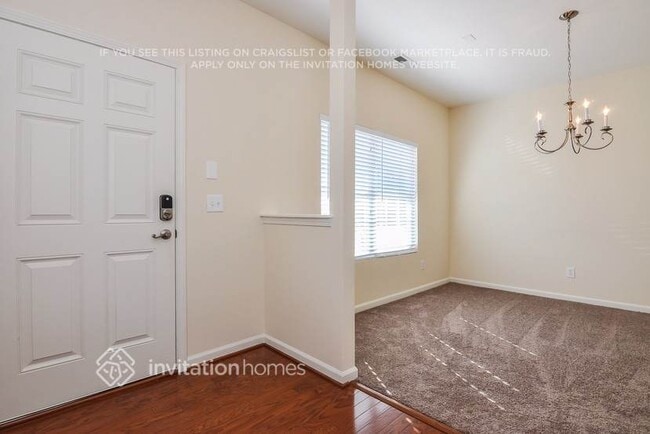 Foto del edificio - 5871 Sparrows Nest Way