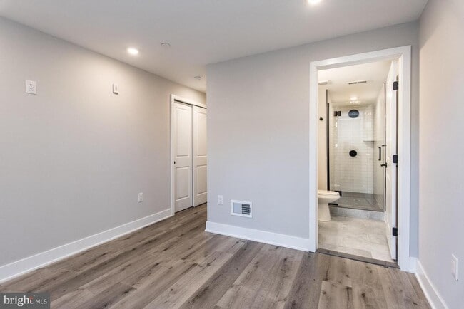 Building Photo - 2710 Ridge Ave