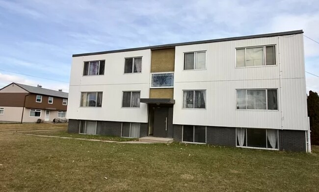 Photo du bâtiment - 36 Ross Dr