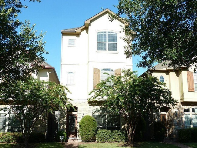 Building Photo - 9113 Creekstone Lake Dr